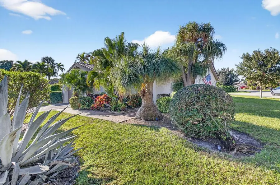 5743 Lakeview Mews Circle, Boynton Beach, FL 33437 - Image #2
