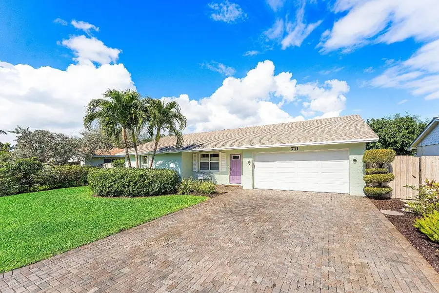 711 SW 27th Terrace, Boynton Beach, FL 33435 - Image #3