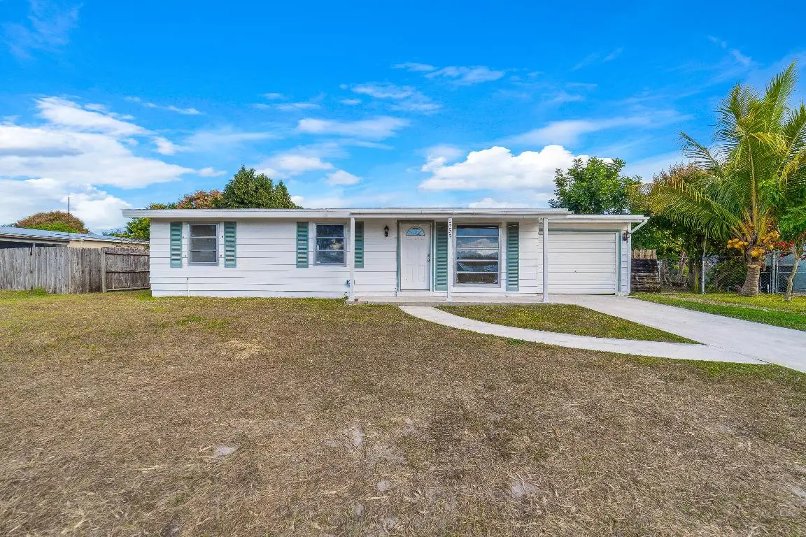 555 Airoso Boulevard, Port Saint Lucie, FL 34983 - Image #1