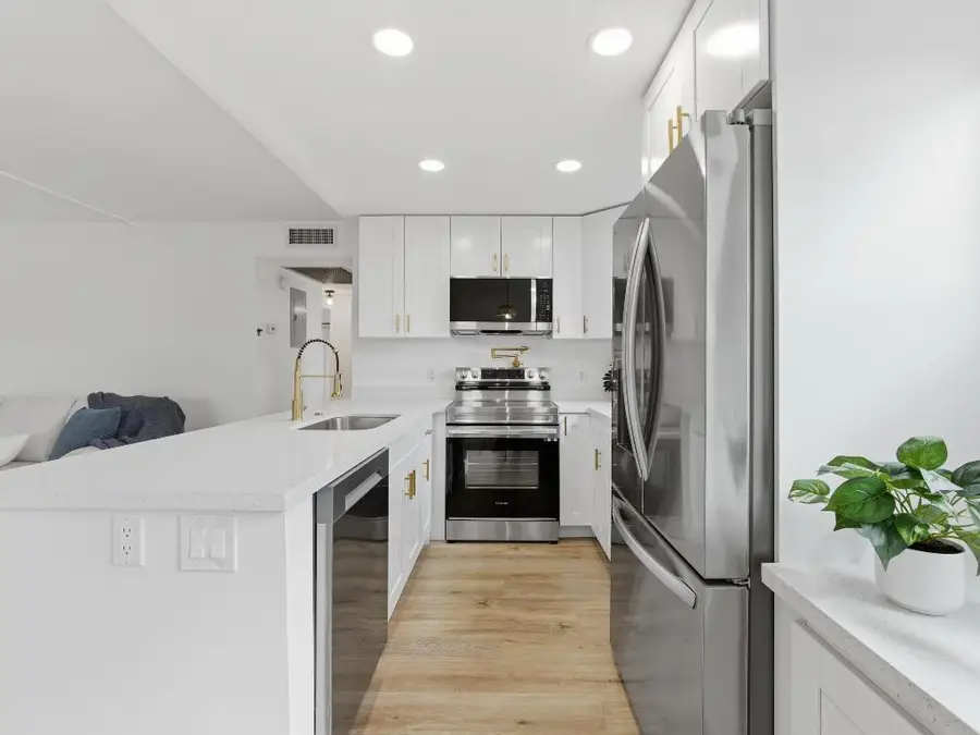 21 Prescott B, Deerfield Beach, FL 33442 - Image #2