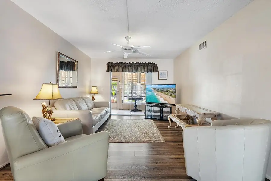 2164 NE 1st Way #102, Boynton Beach, FL 33435 - #3