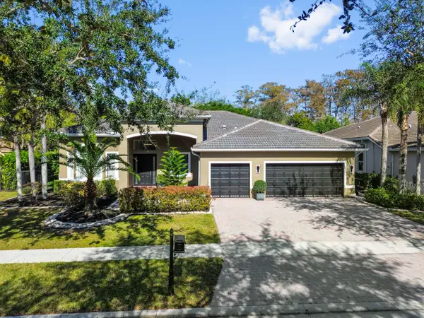 10271 Cypress Lakes Preserve Drive, Lake Worth, FL 33449