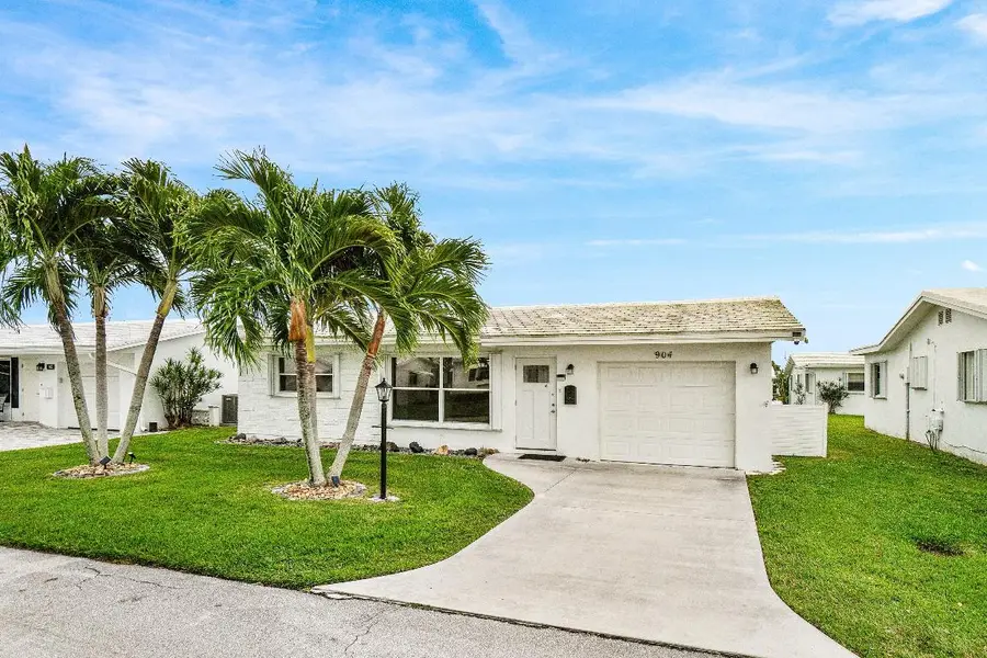 904 SW 5th Avenue, Boynton Beach, FL 33426 - #3