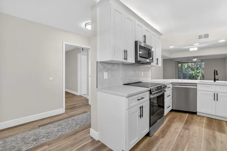 23247 Barwood Lane N #205, Boca Raton, FL 33428 - Image #3