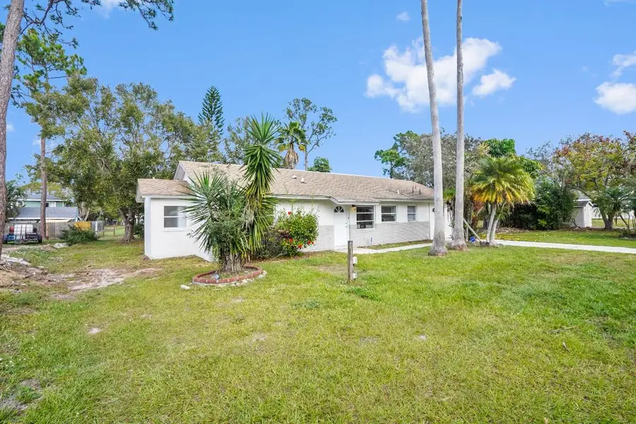 6802 Ocala Avenue, Fort Pierce, FL 34951 - Image #3