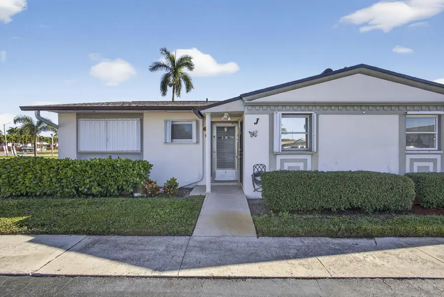 2843 Crosley Drive W #J, West Palm Beach, FL 33415 - Image #2