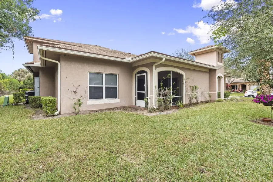 1863 S Dovetail Drive #B1, Fort Pierce, FL 34982 - Image #2