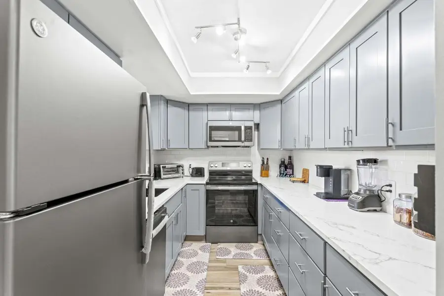 236 Castlewood Drive #204, North Palm Beach, FL 33408 - Image #2