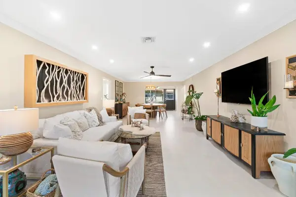 9955 Cherry Tree Terrace #A, Boynton Beach, FL 33436