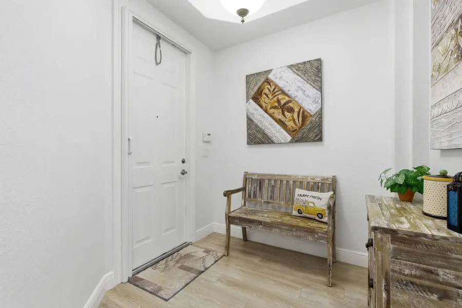 7961 Exeter Boulevard E #102, Tamarac, FL 33321 - Image #3