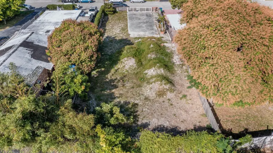 1045 W 30th Street, Riviera Beach, FL 33404 - Image #3