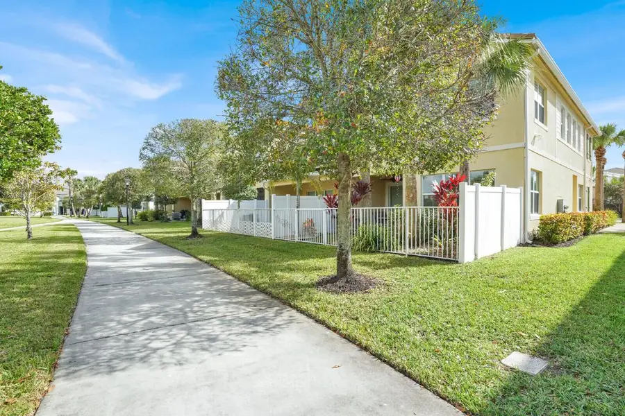 12029 Park Central, Royal Palm Beach, FL 33411 - Image #3