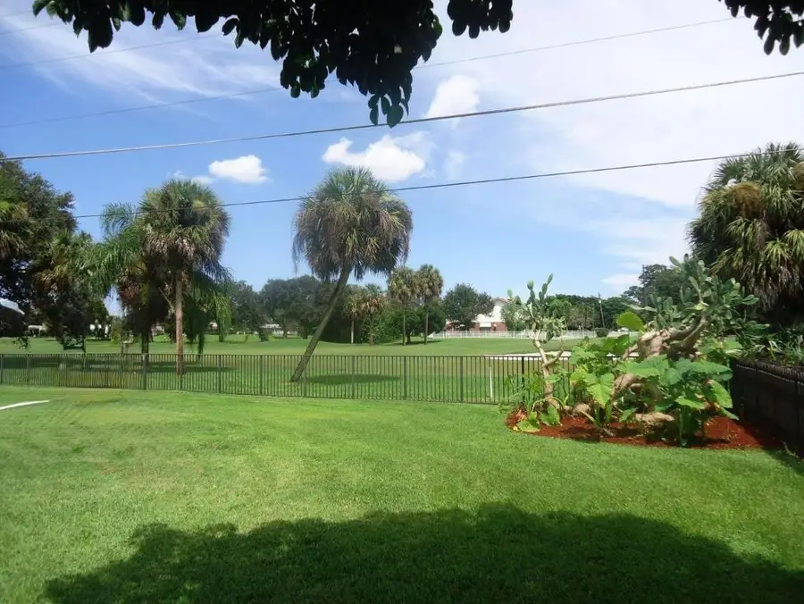 3360 Pebble Beach Drive, Lake Worth, FL 33467 - Image #3