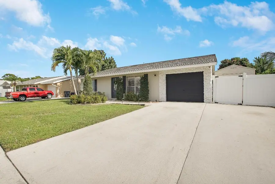 6156 Messana Terrace, Lake Worth, FL 33463 - Image #2