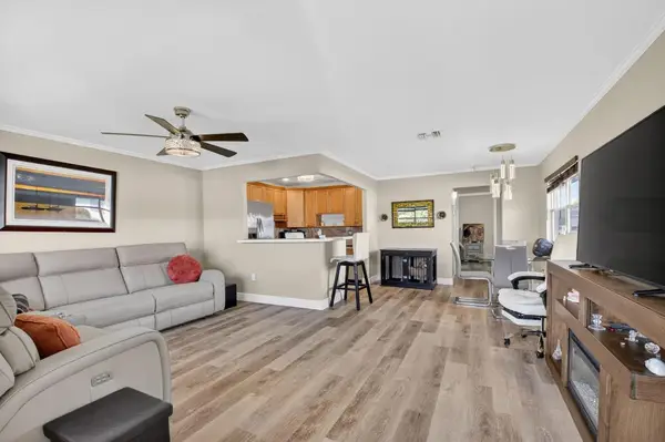 170 Valencia H, Delray Beach, FL 33446