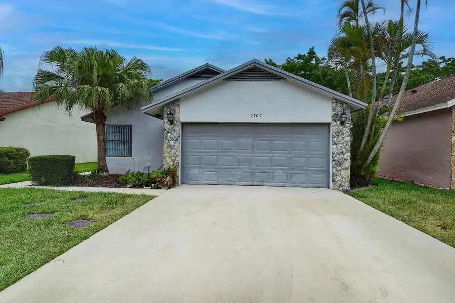 9107 Chatsworth Cascades Circle, Boca Raton, FL 33434 - Image #2