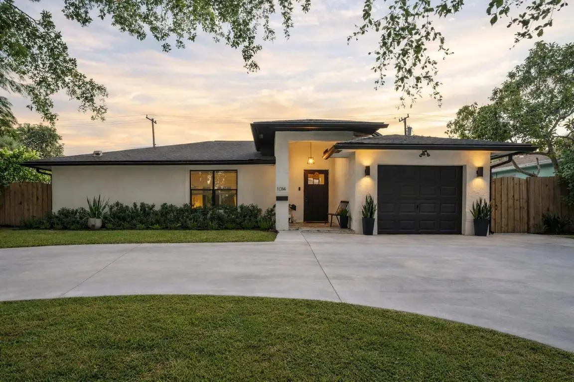 1014 Avon Road, West Palm Beach, FL 33401 - Image #1