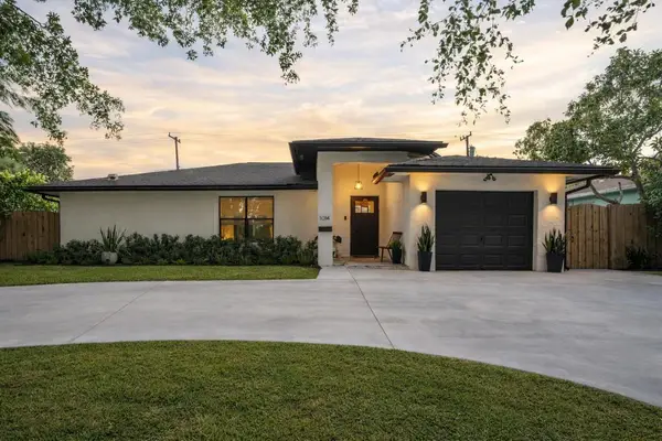 1014 Avon Road, West Palm Beach, FL 33401