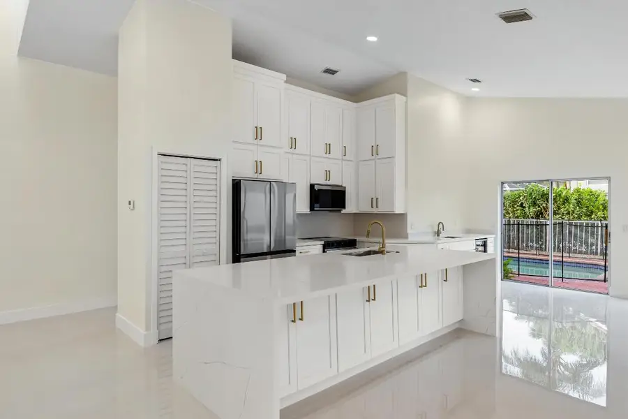 17277 Hampton Boulevard, Boca Raton, FL 33496 - Image #3