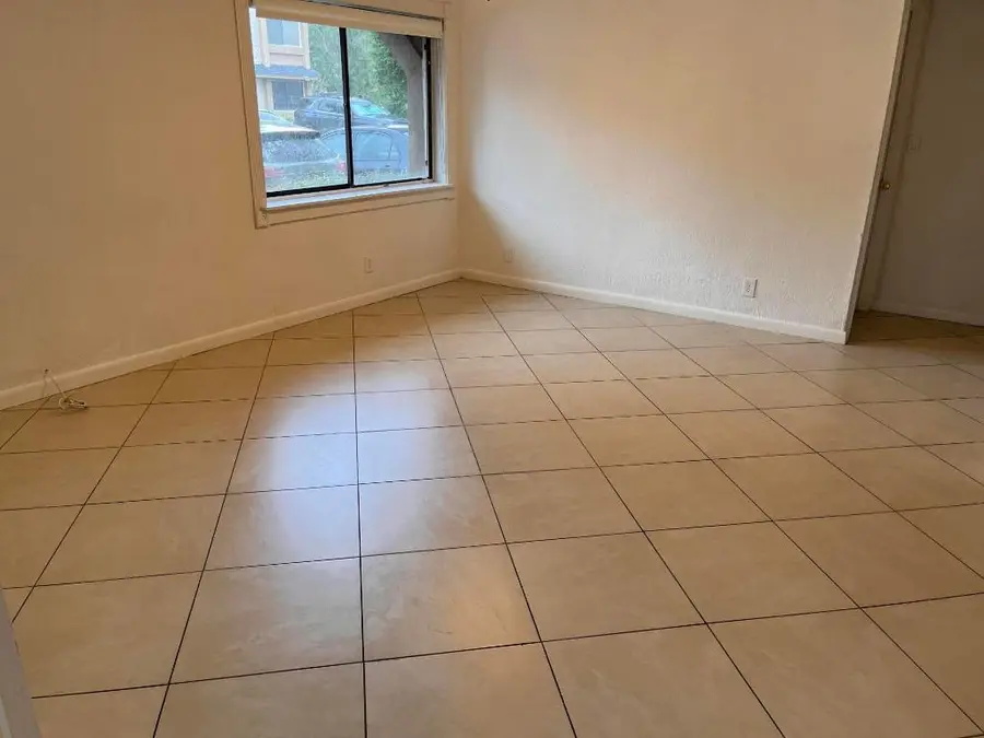 208 Wimbledon Lake Drive #208, Plantation, FL 33324 - Image #2