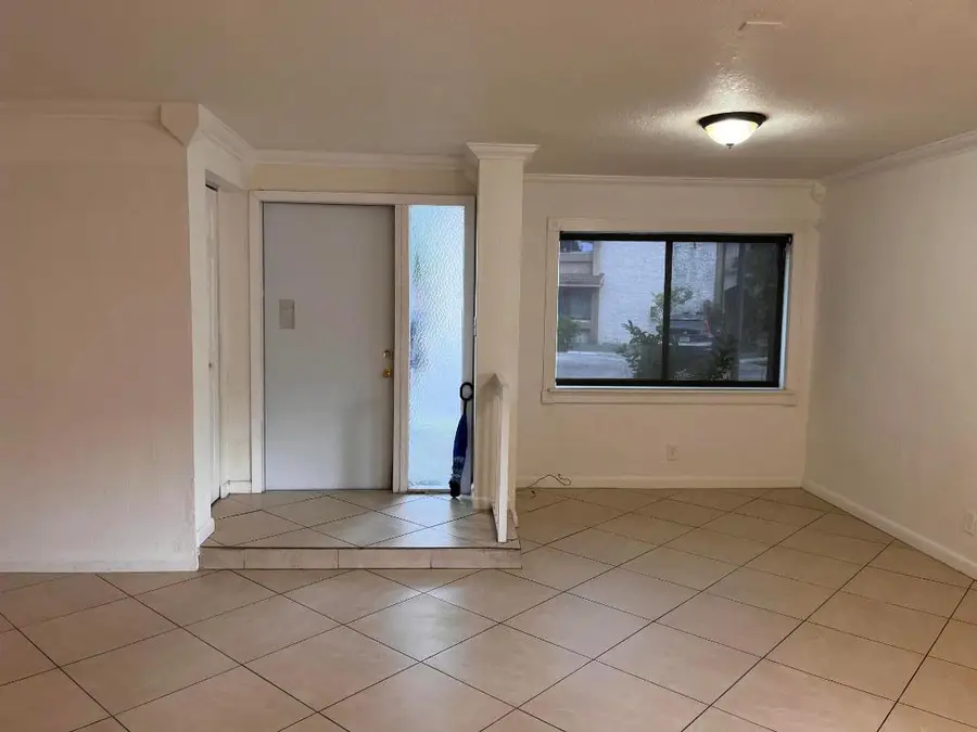 208 Wimbledon Lake Drive #208, Plantation, FL 33324 - Image #3