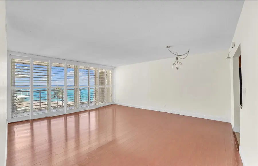 1057 Hillsboro Mile #411, Hillsboro Beach, FL 33062 - Image #2