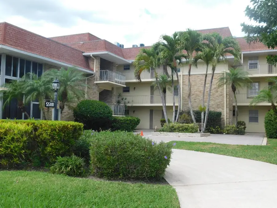 5500 Tamberlane Circle #305, Palm Beach Gardens, FL 33418 - Image #2