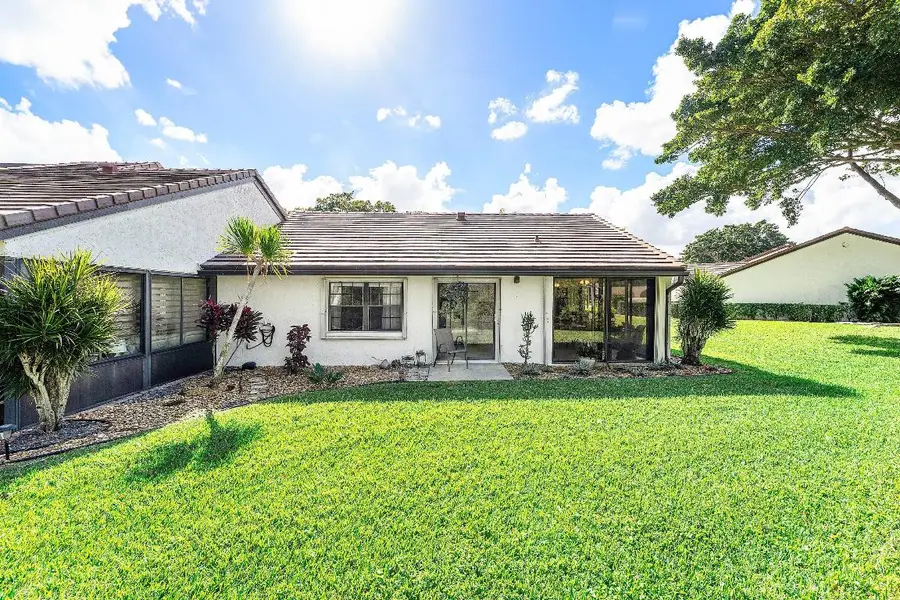 5574 Parkwalk Circle E, Boynton Beach, FL 33472 - Image #2