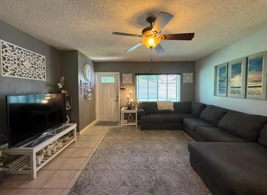 2615 SW Natura Avenue, Deerfield Beach, FL 33441 - Image #2