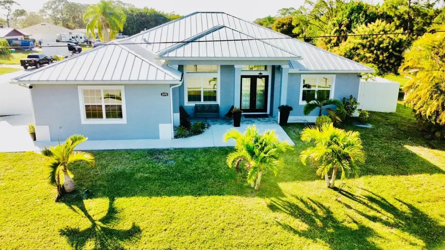 2092 SW Airoso Boulevard, Port Saint Lucie, FL 34984 - Image #2