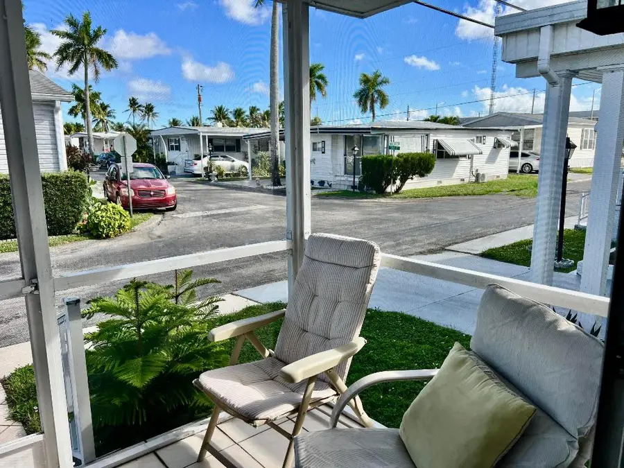 1447 S Park Road, Hollywood, FL 33021 - Image #2