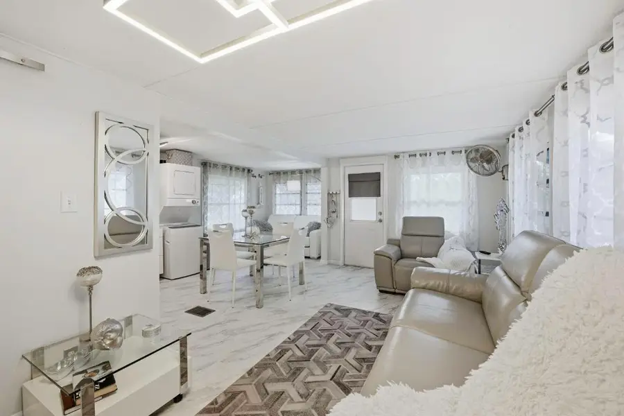 21 Hibiscus Drive #I, Boynton Beach, FL 33435 - #2