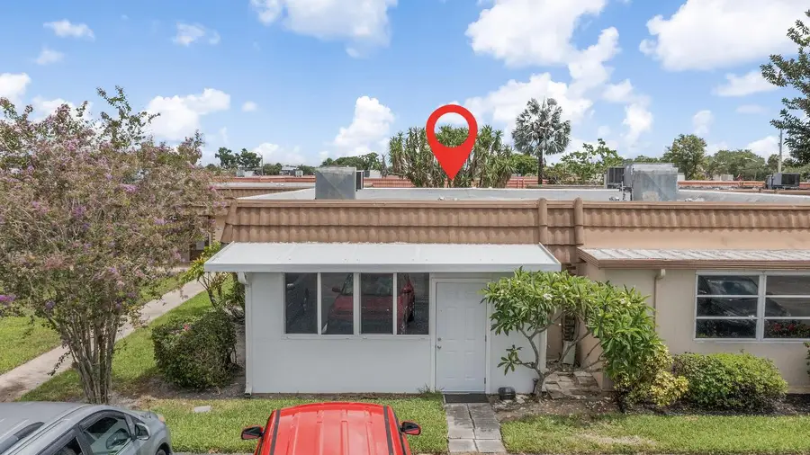 154 Seville G, Delray Beach, FL 33446 - Image #3