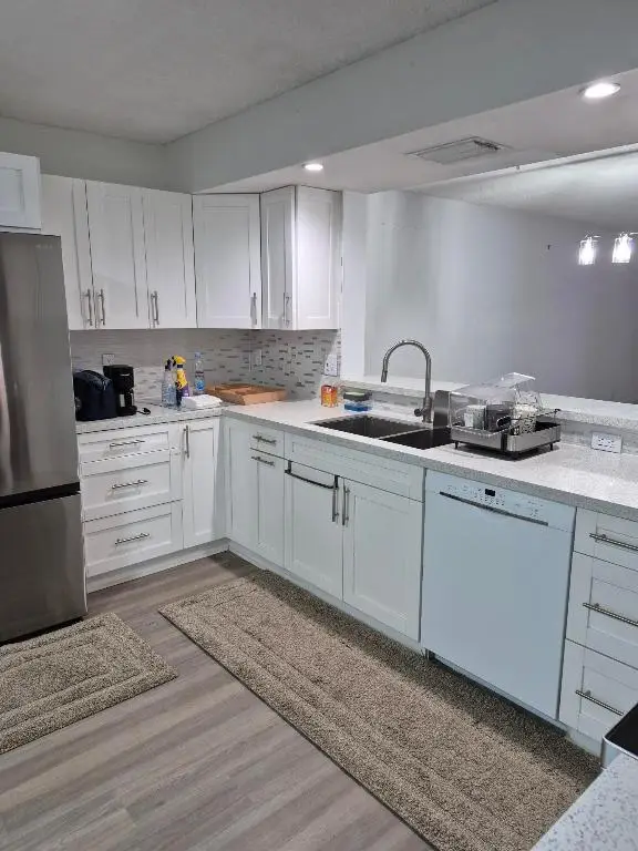 9717 Sills Drive E #102, Boynton Beach, FL 33437