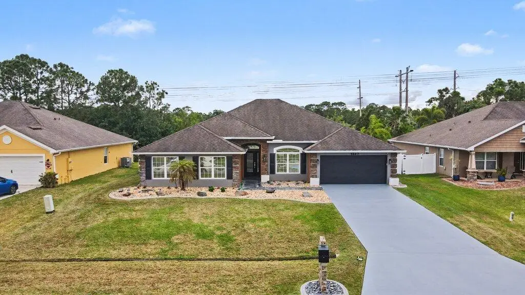 5867 NW Leah Drive, Port Saint Lucie, FL 34986 - Image #1