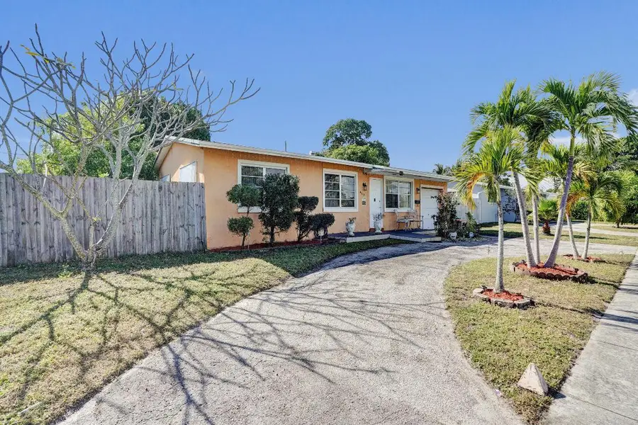 640 NE 24th Street, Pompano Beach, FL 33064 - Image #2