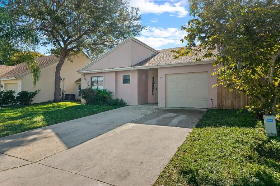 31 Peachtree Place, Boynton Beach, FL 33436 - Image #3