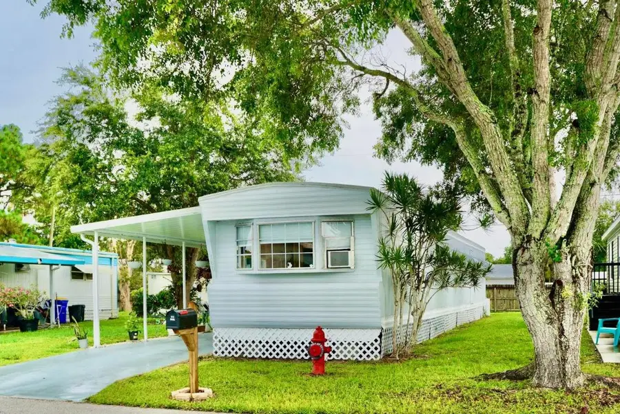 5000 SE Federal Highway #160, Stuart, FL 34997 - Image #2