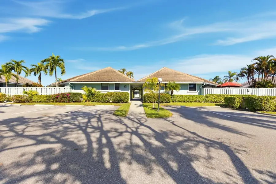 1127 E Seminole Avenue #24b, Jupiter, FL 33477 - Image #2