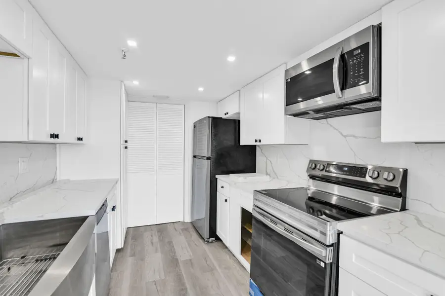 859 Jeffery Street #810, Boca Raton, FL 33487 - #3