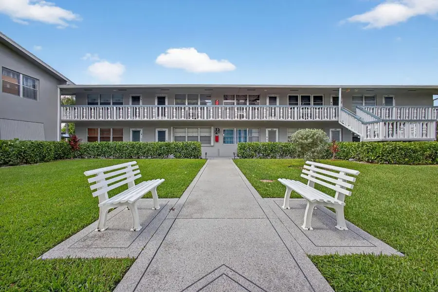 386 Sheffield P, West Palm Beach, FL 33417 - Image #2