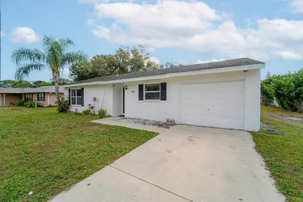 2164 SE Gaslight Street, Port St Lucie, FL 34952