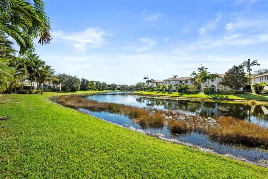 1437 Barlow Court, Palm Beach Gardens, FL 33410 - Image #2