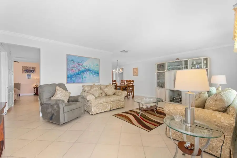 2081 SW 12th Avenue, Boynton Beach, FL 33426 - Image #3