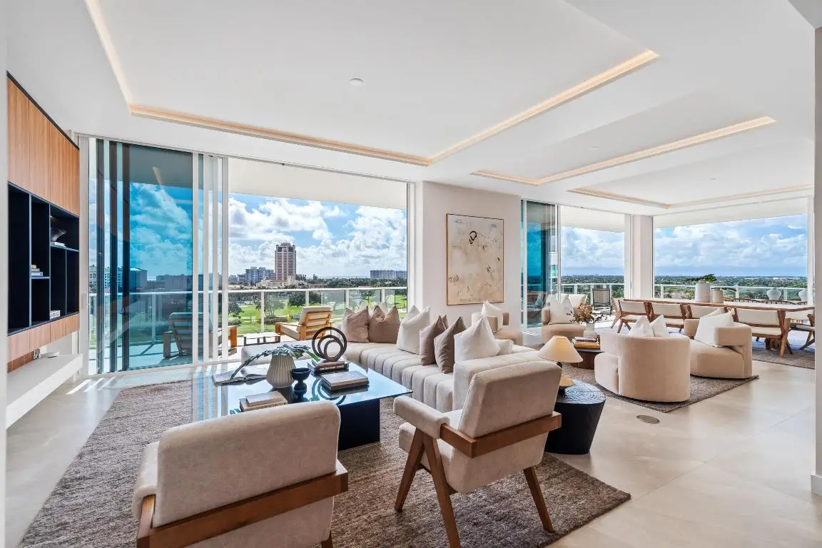 220 SE Mizner Boulevard #Ph-24, Boca Raton, FL 33432 - Image #1