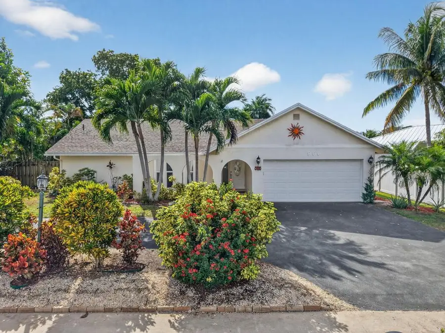 966 NW 37th Avenue, Delray Beach, FL 33445 - Image #2