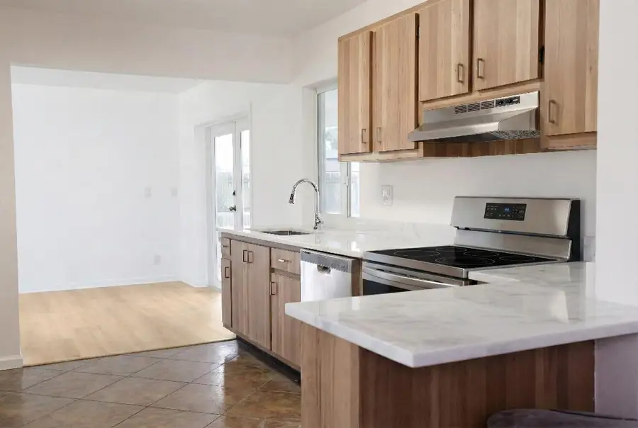 1197 E Mountain Drive, West Palm Beach, FL 33406 - Image #3