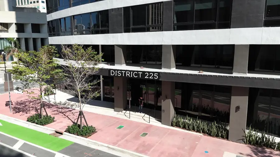 225 N Miami Avenue #3502, Miami, FL 33128 - Image #2