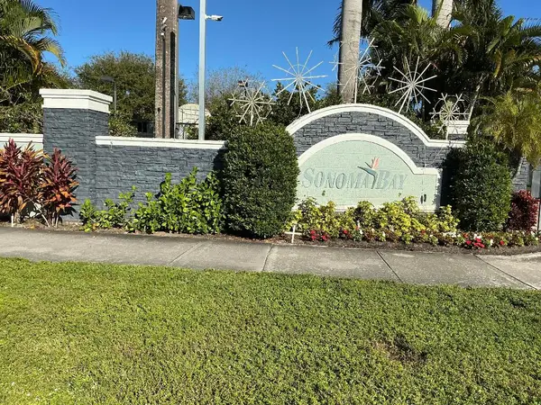3425 Sonoma Drive #3425, Riviera Beach, FL 33404