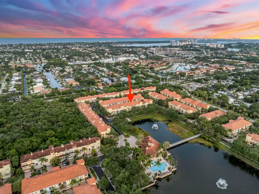 2305 Amalfi Way, Palm Beach Gardens, FL 33410 - #3